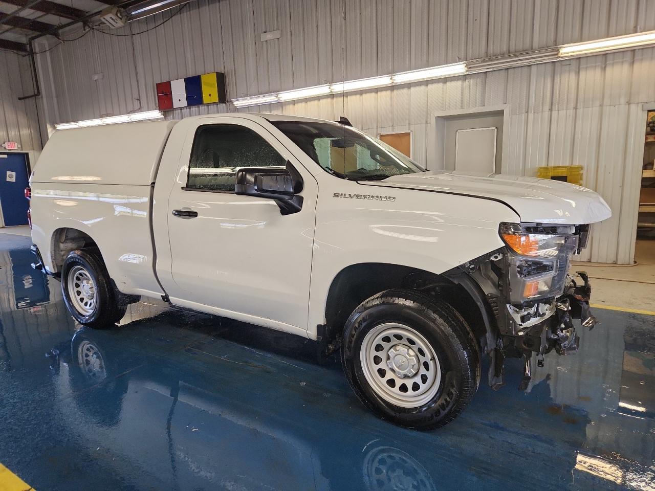 Chevrolet Silverado C1500