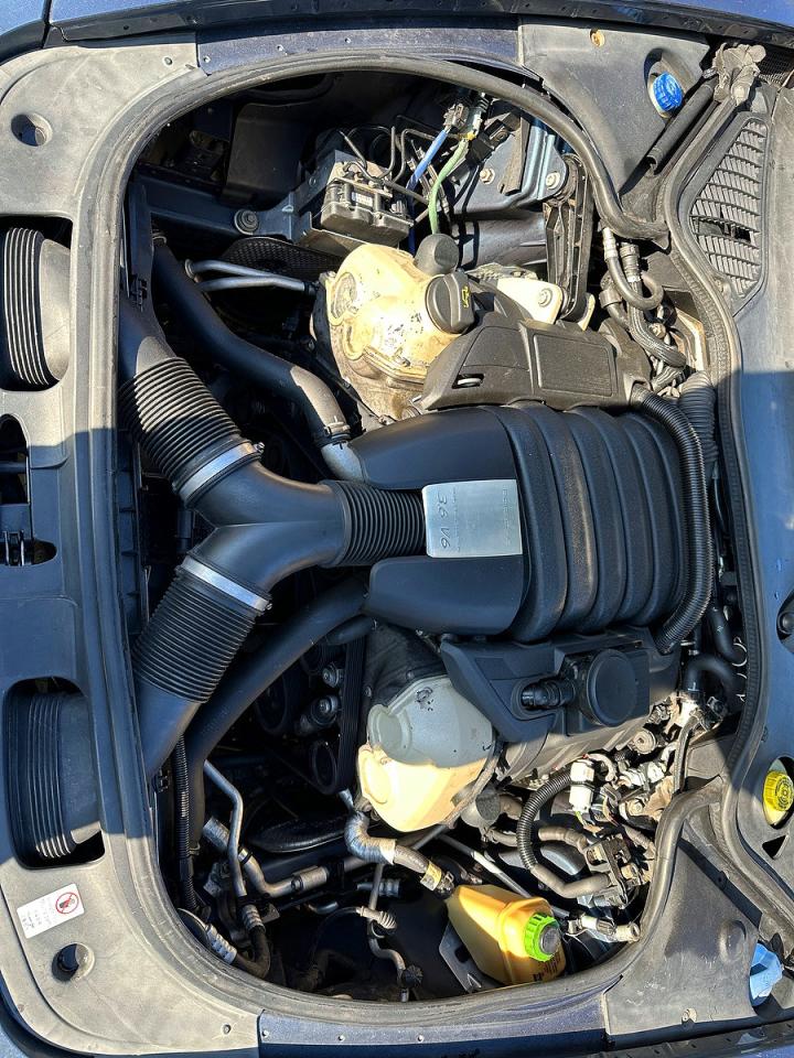 Porsche Panamera 2