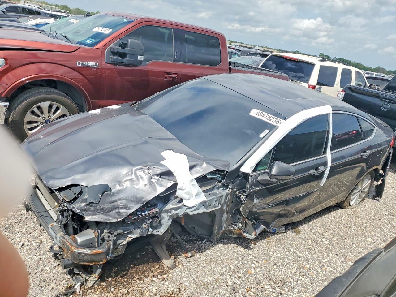 Salvage Ford Fusion Image