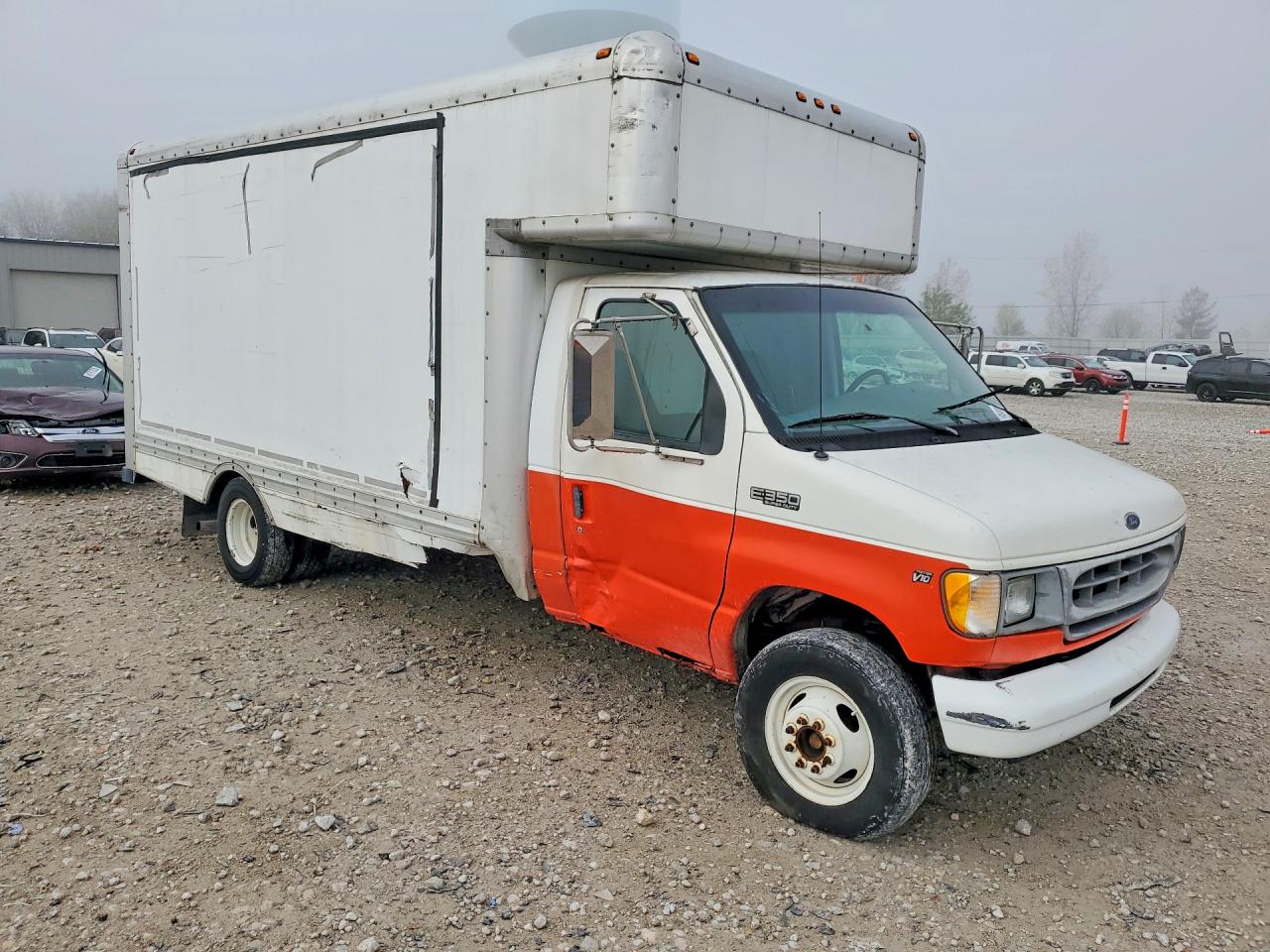 Ford Econoline E350 Super Duty Cutaway Van