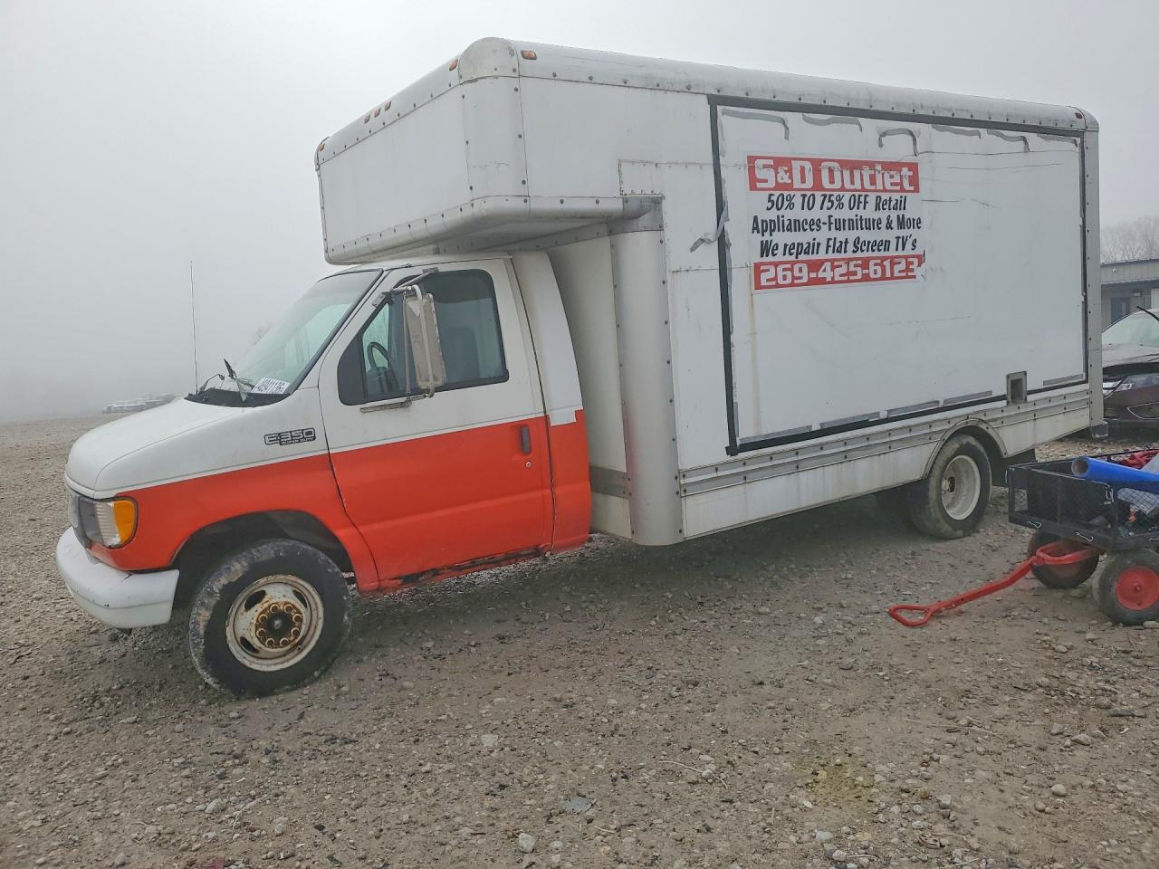 Salvage Ford Econoline Image