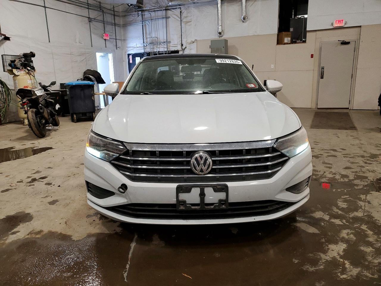 Volkswagen Jetta S