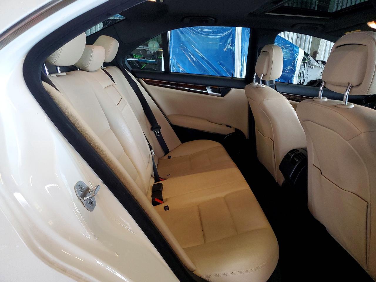 Mercedes-Benz C-Class 350