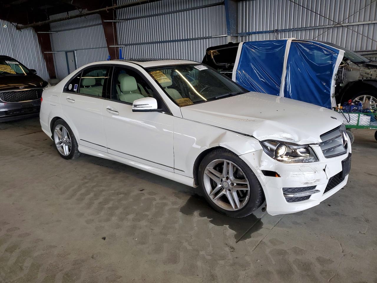 Mercedes-Benz C-Class 350