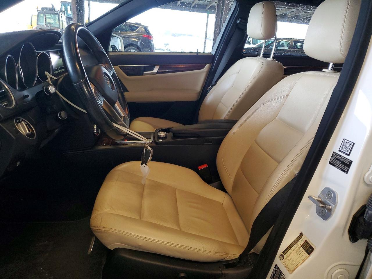Mercedes-Benz C-Class 350