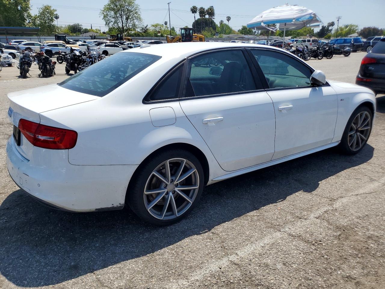 Audi A4 Premium S-line