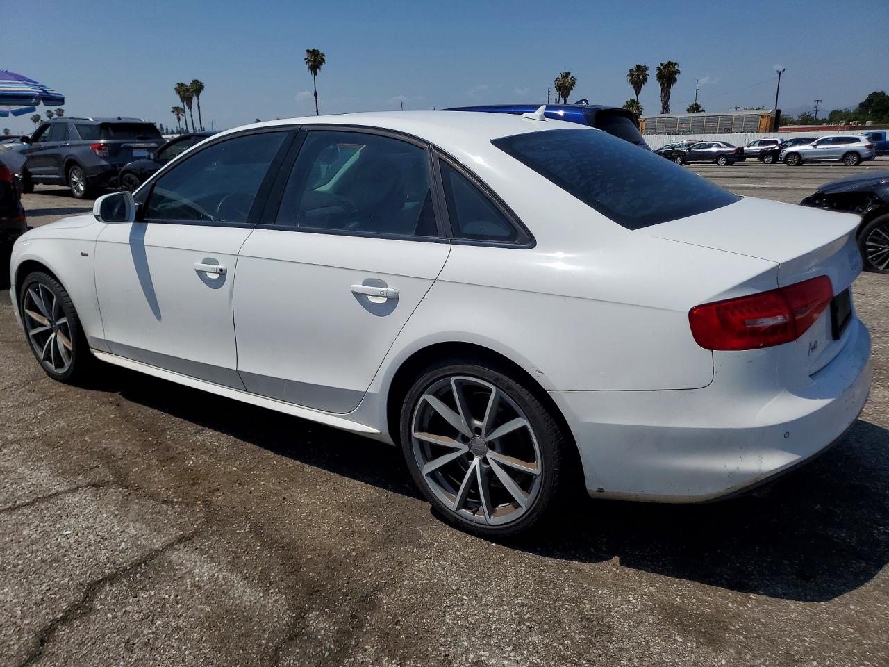 Audi A4 Premium S-line