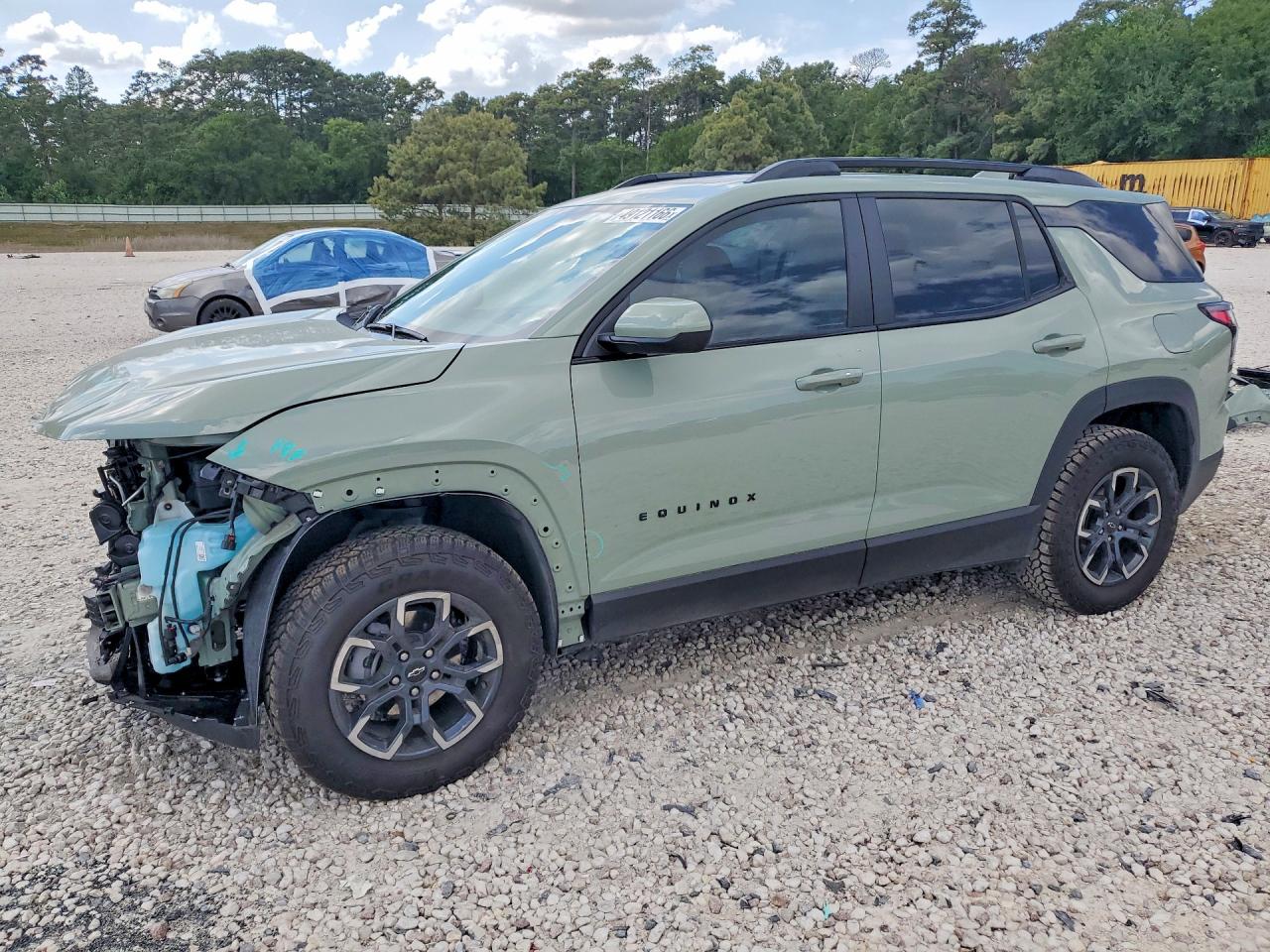 Salvage Chevrolet Equinox Image