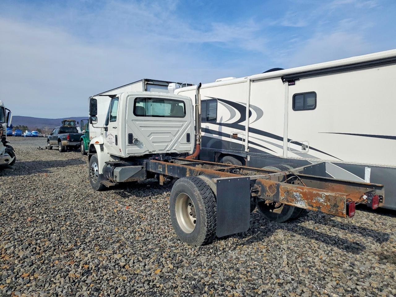 International 4400