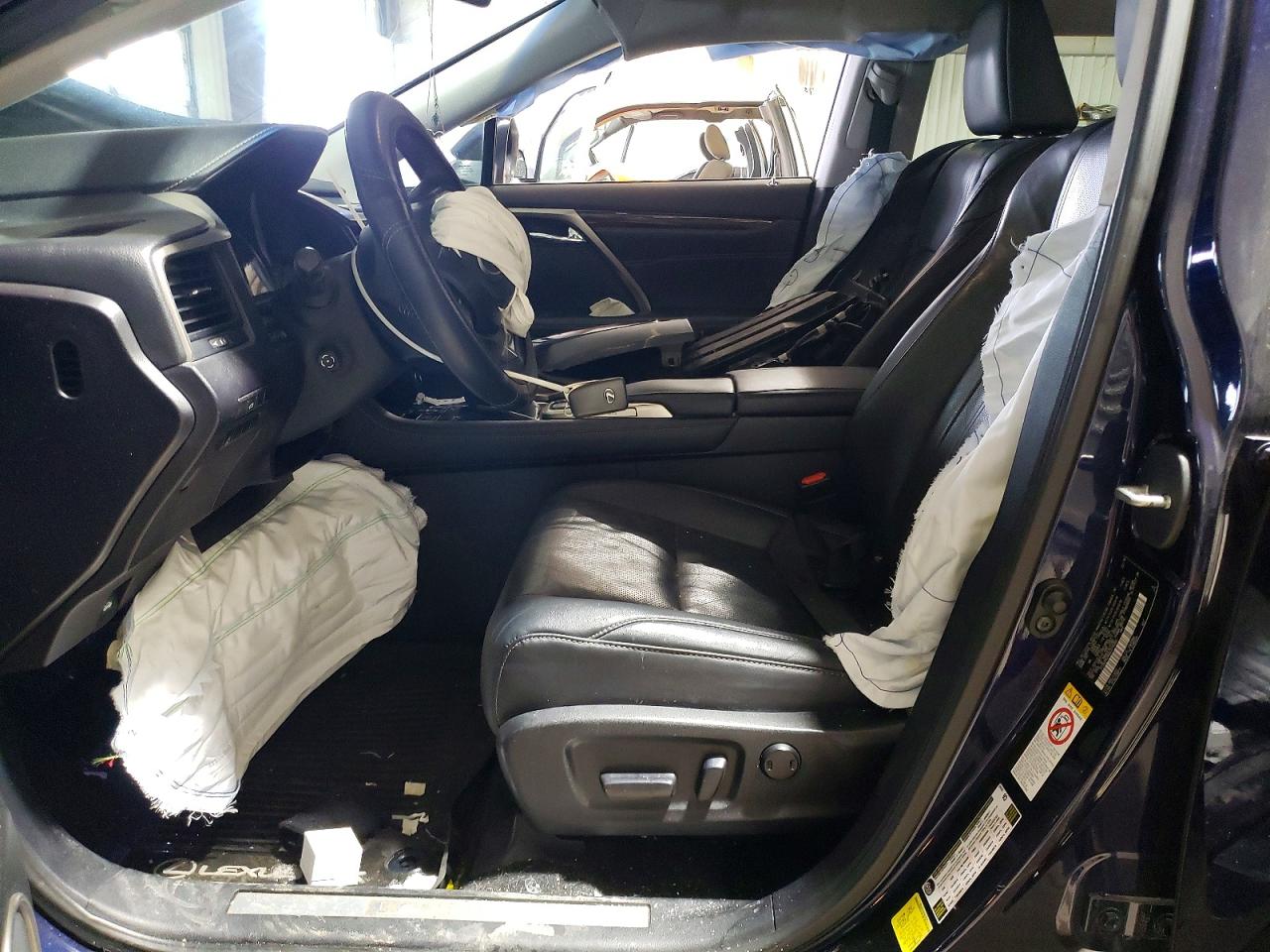 Lexus RX Base