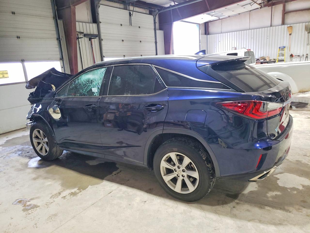 Lexus RX Base