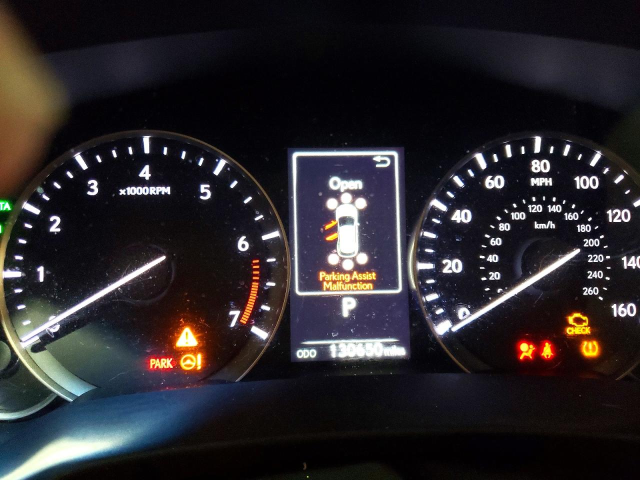 Lexus RX Base