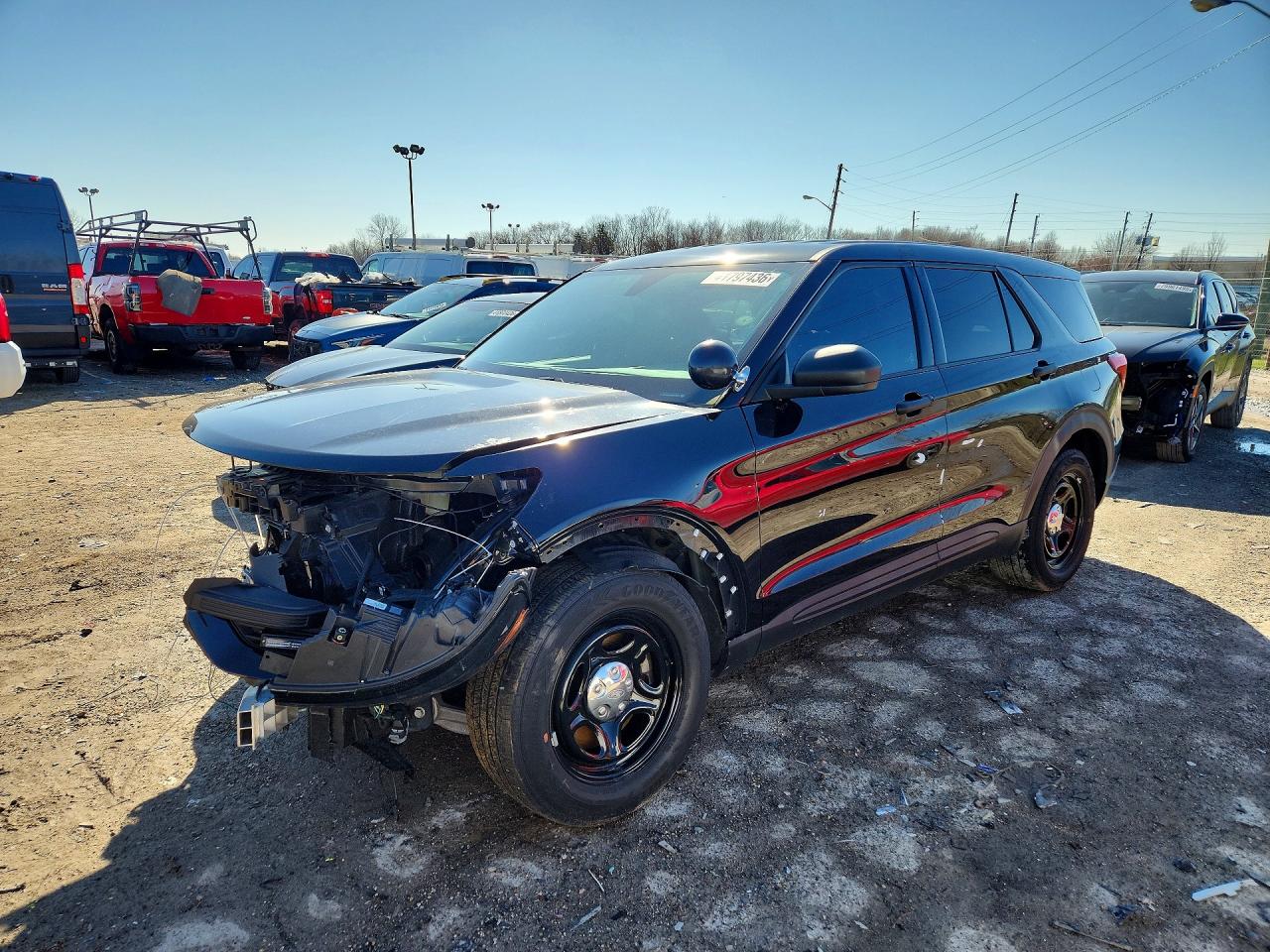 Salvage Ford Explorer Image