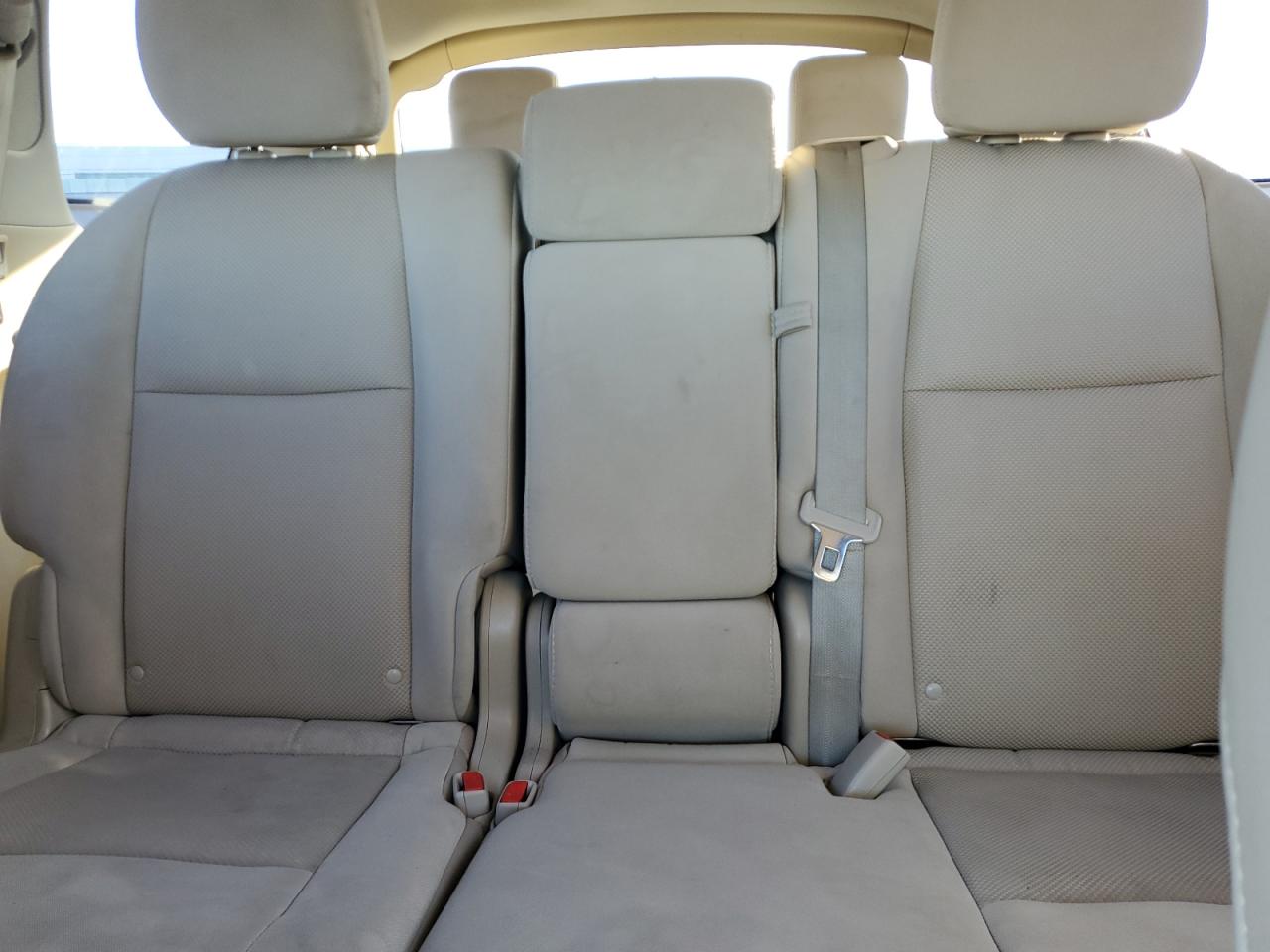 Nissan Pathfinder S