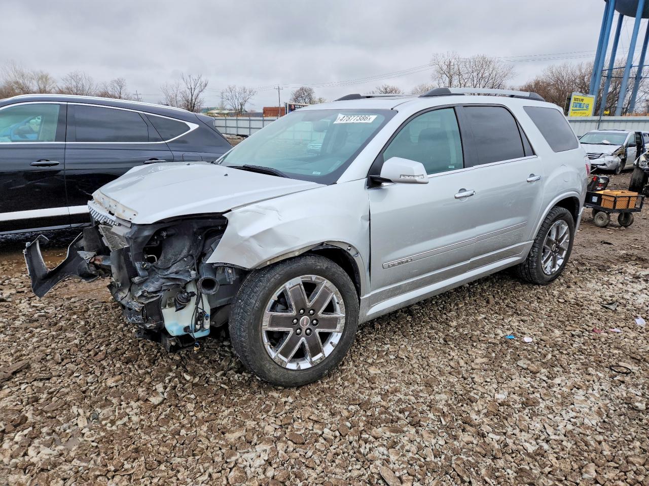 Salvage GMC Acadia Image