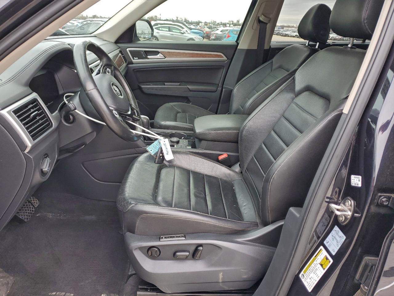 Volkswagen Atlas Sel Premium