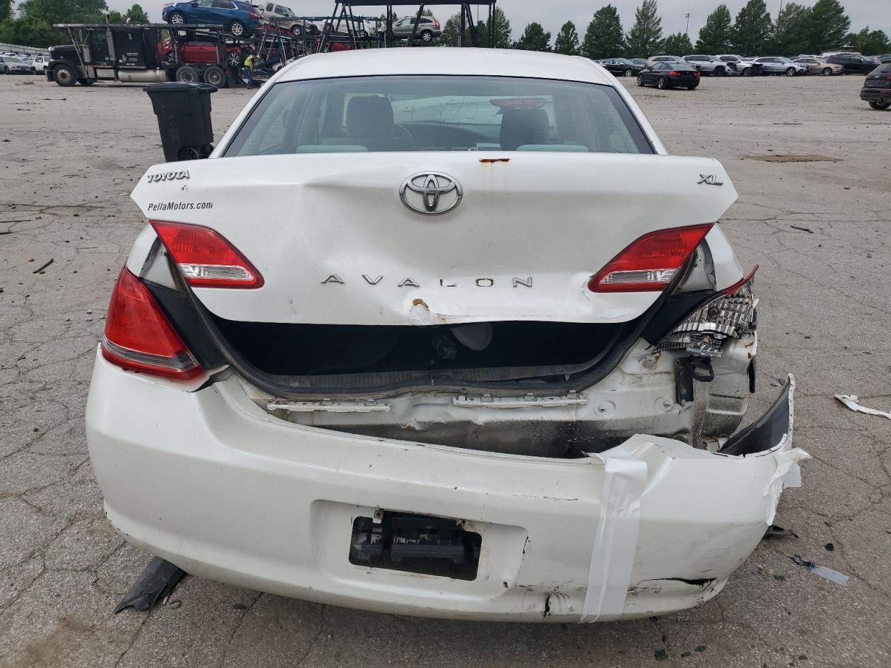 Toyota Avalon Xl