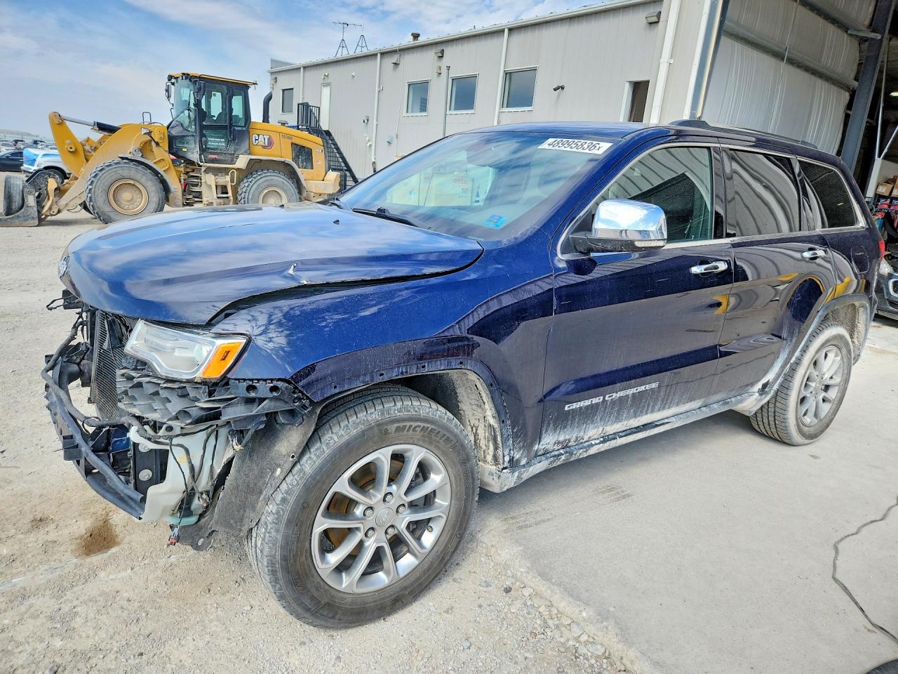 Salvage Jeep Cherokee Image