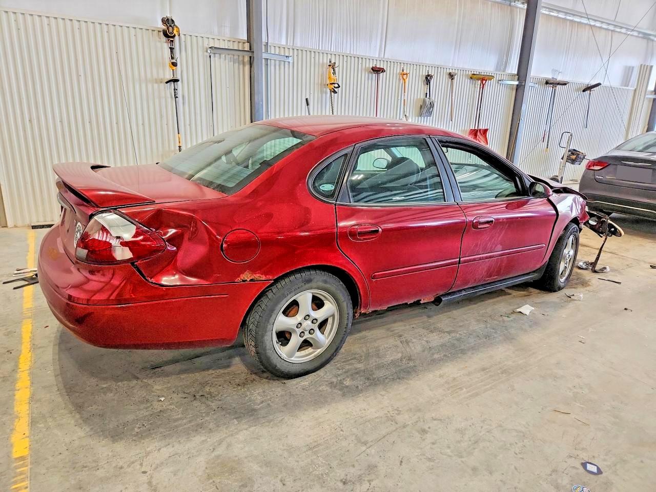 Ford Taurus