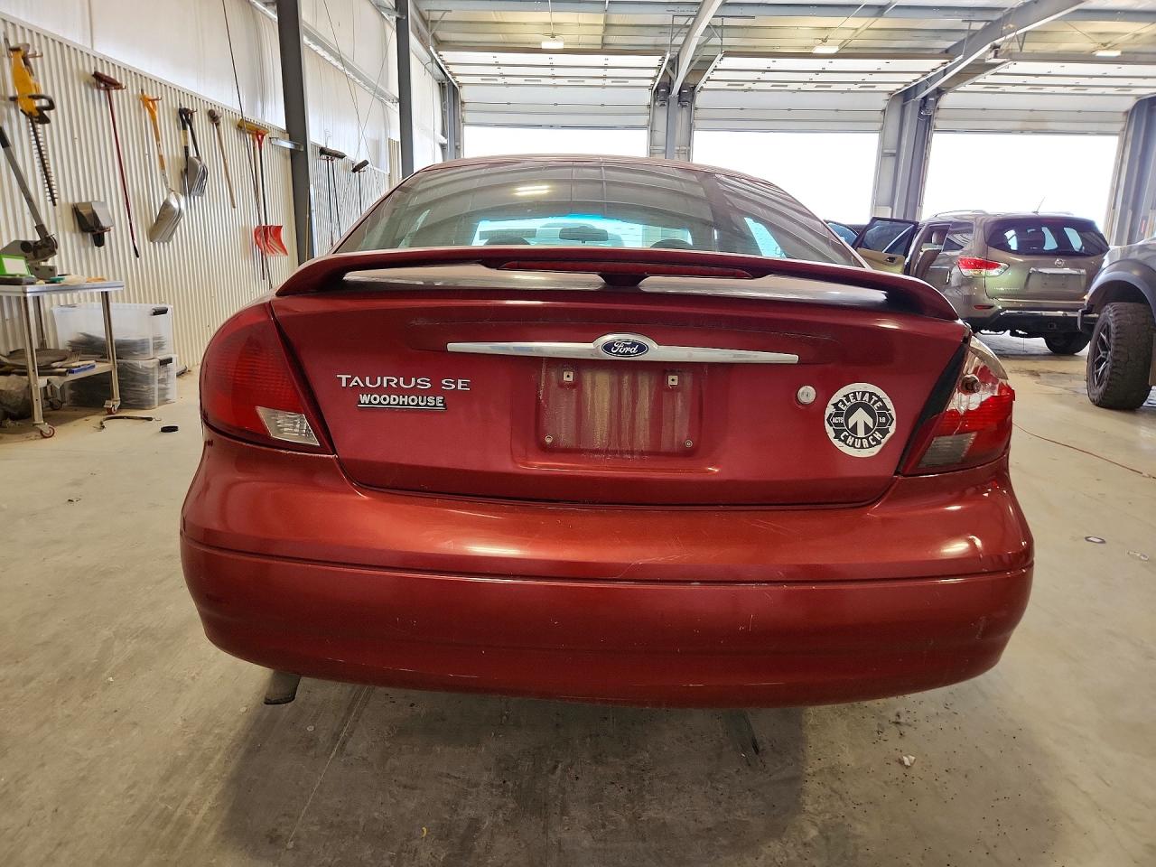 Ford Taurus