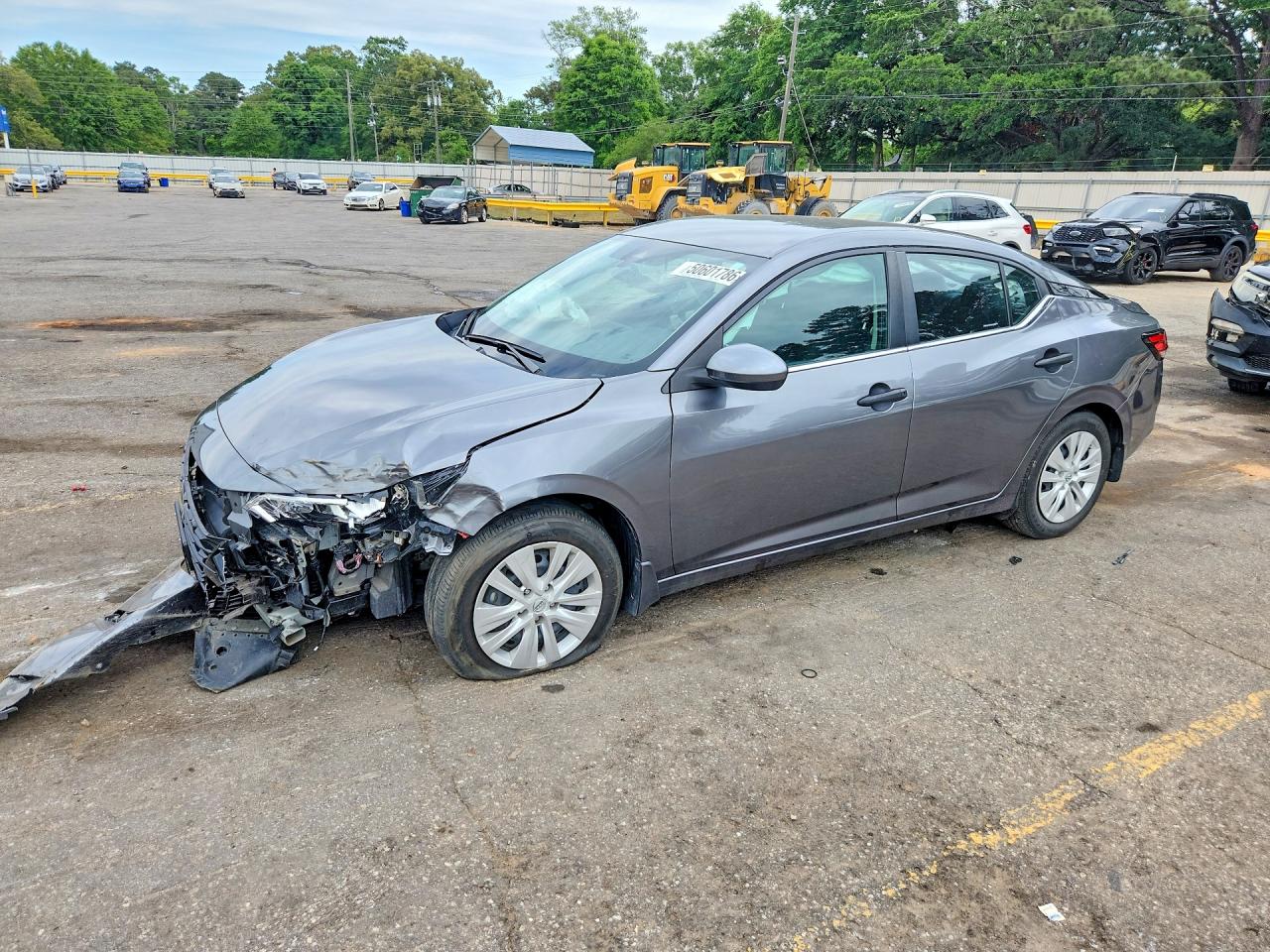 Salvage Nissan Sentra Image