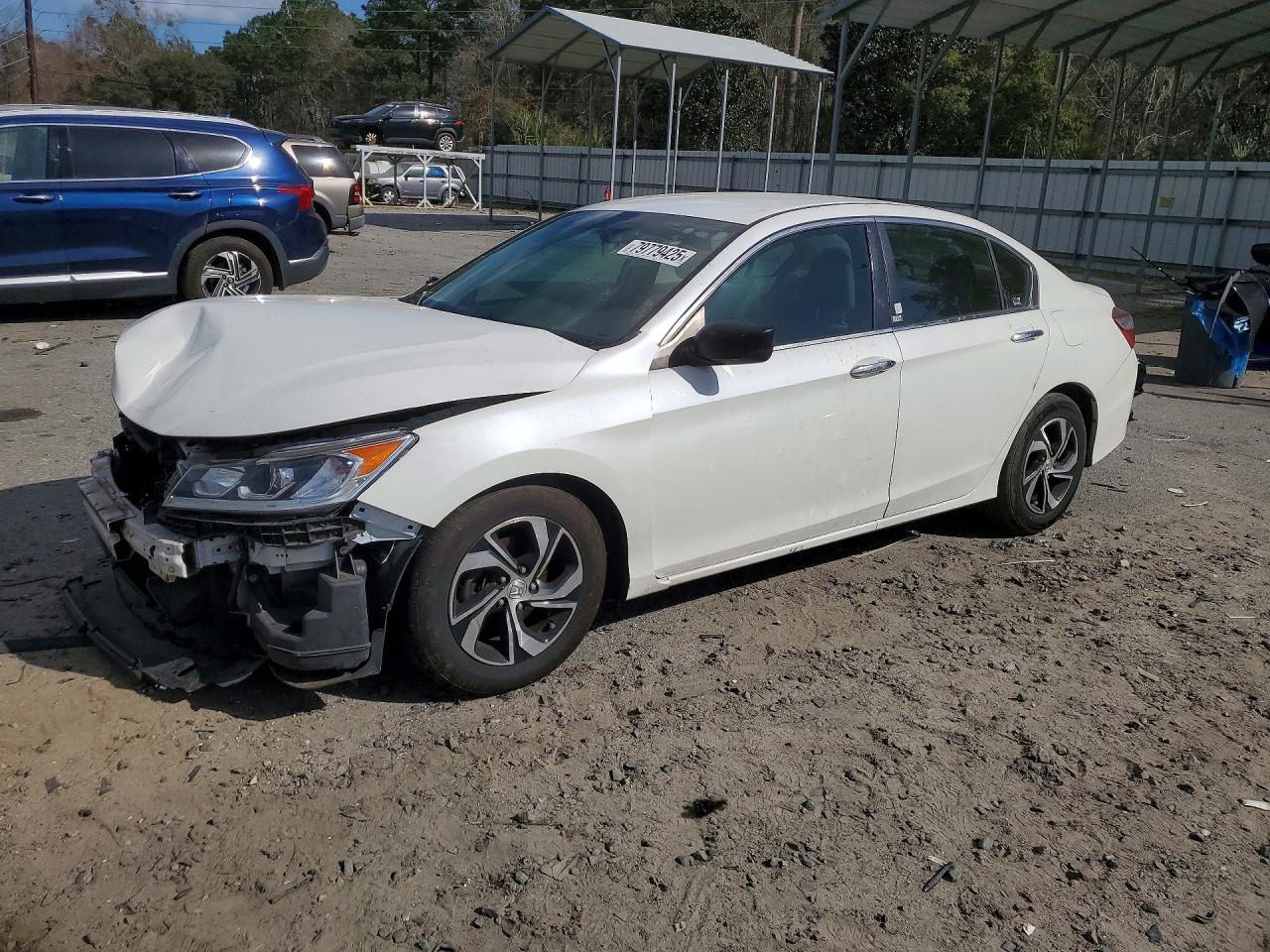 Salvage Honda Accord Image