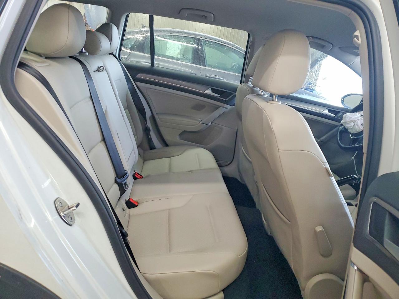 Volkswagen Golf S