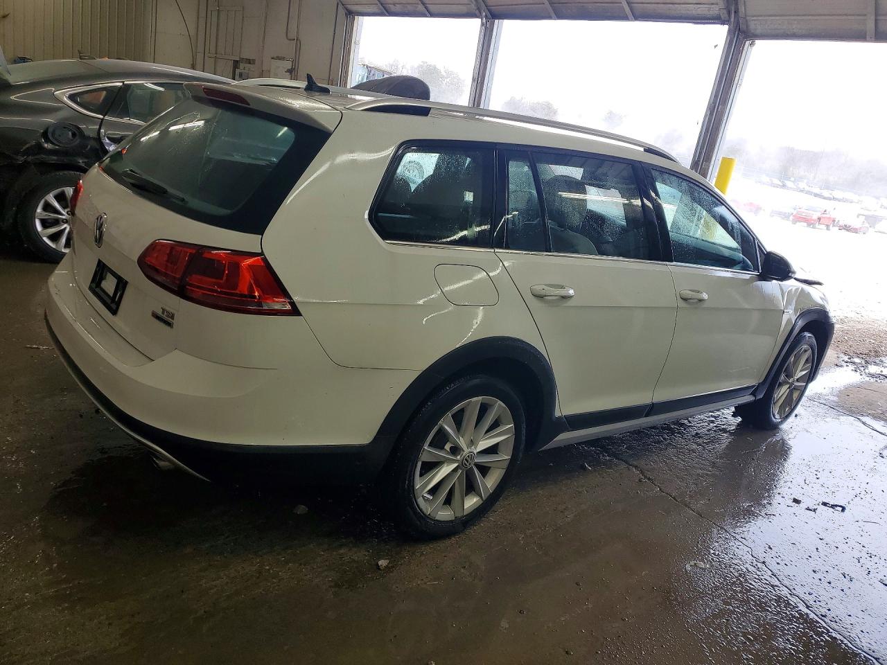 Volkswagen Golf S