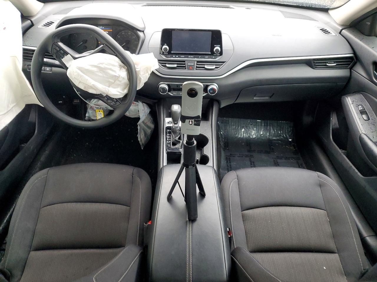 Nissan Altima S