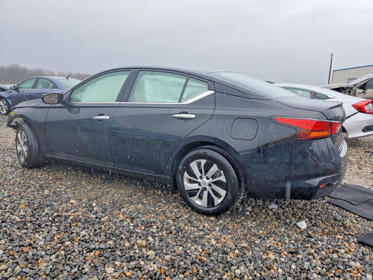 Nissan Altima S