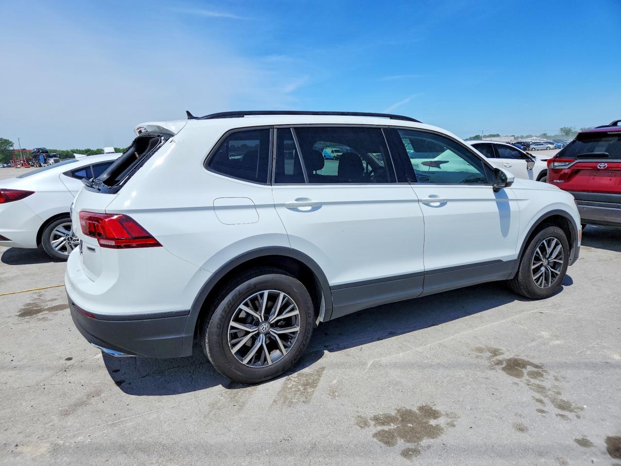 Volkswagen Tiguan S