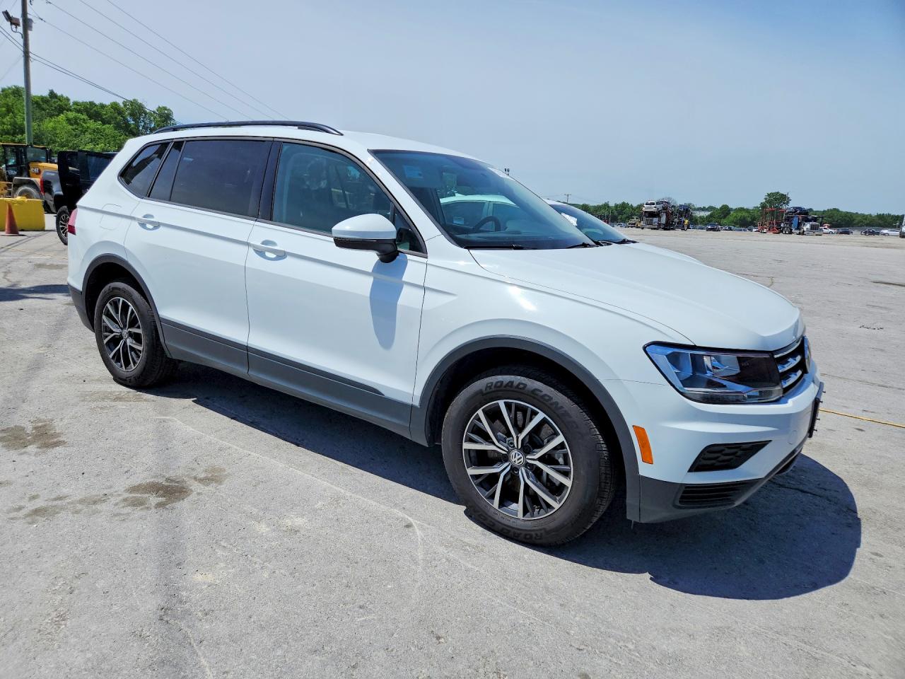 Volkswagen Tiguan S