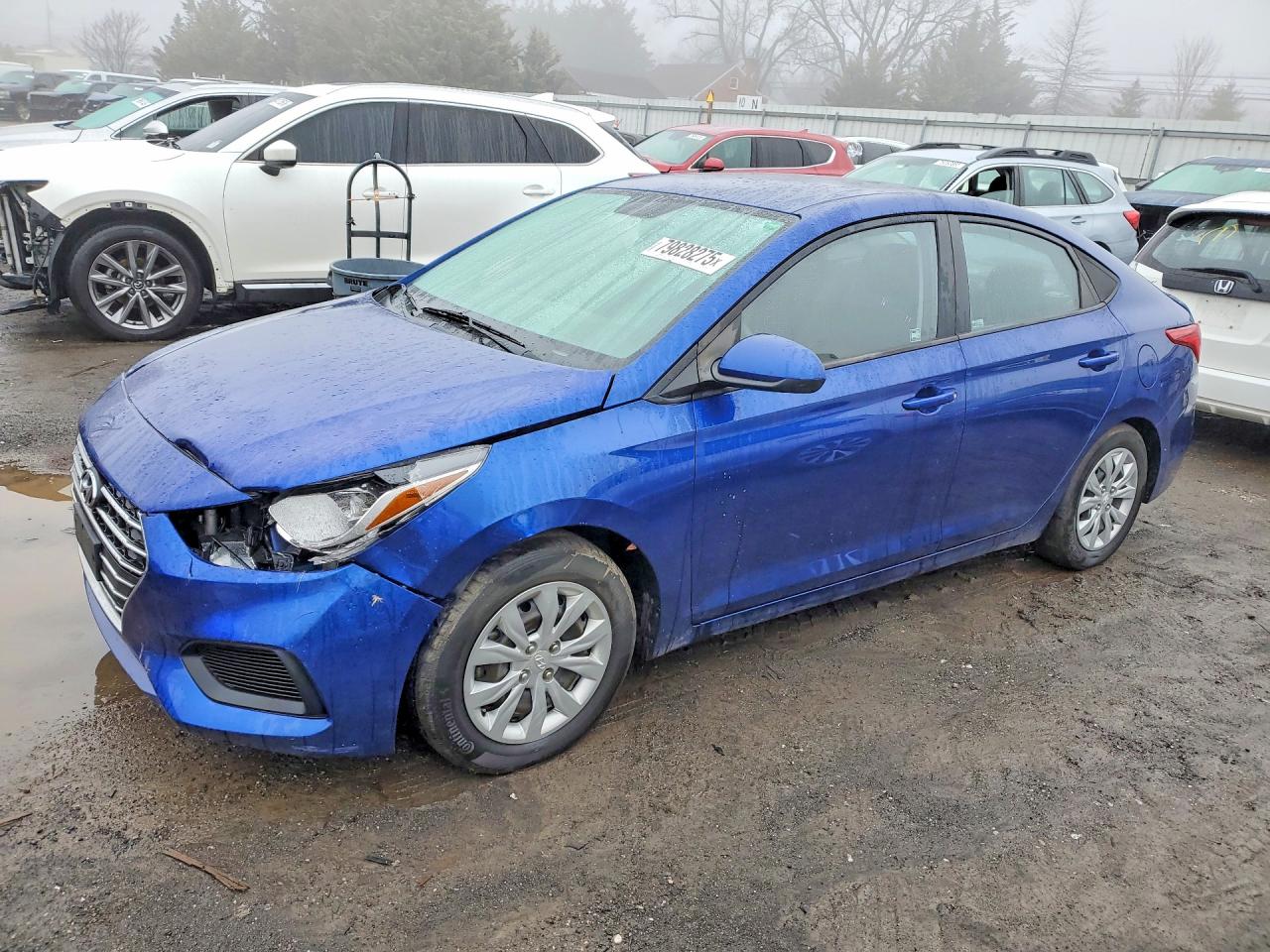 Salvage Hyundai ACCENT Image
