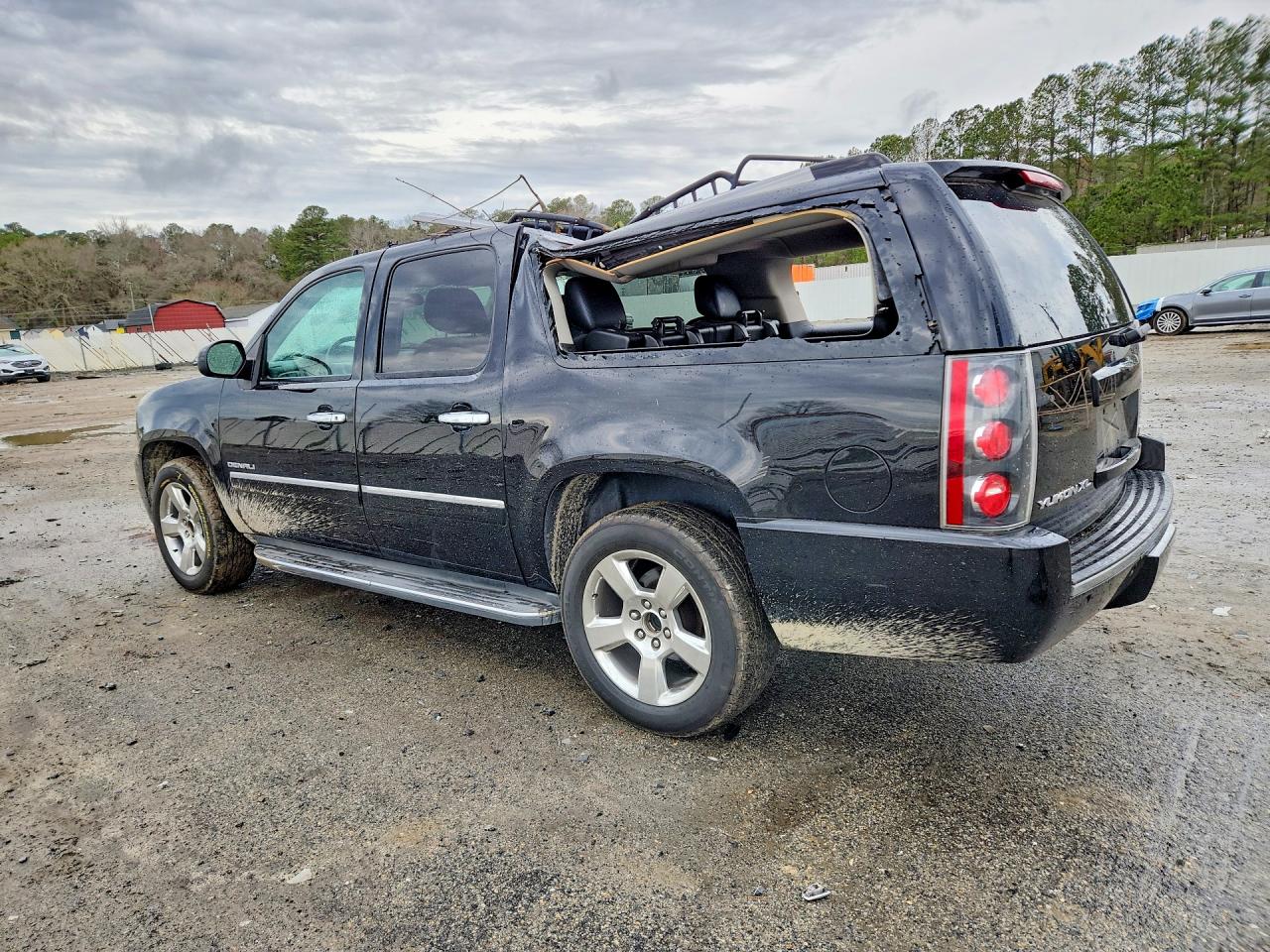 GMC Yukon Denali