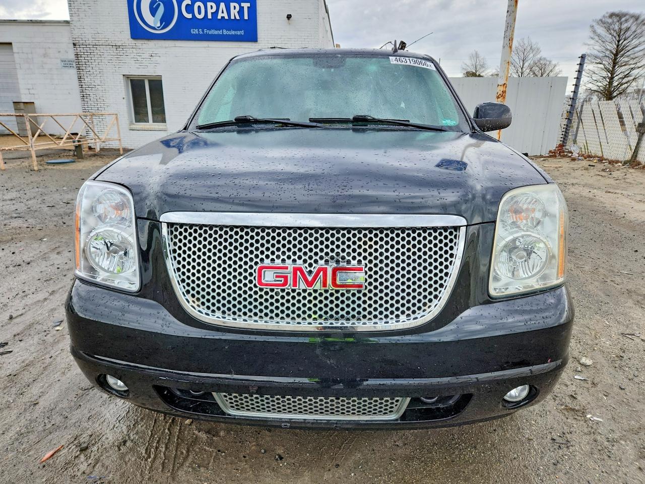 GMC Yukon Denali