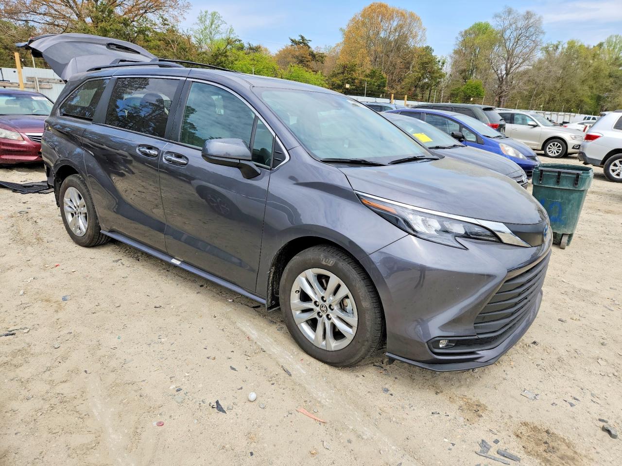 Toyota Sienna Xle 7-passenger