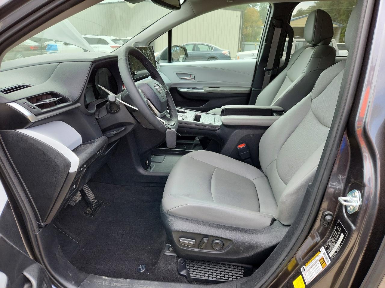 Toyota Sienna Xle 7-passenger