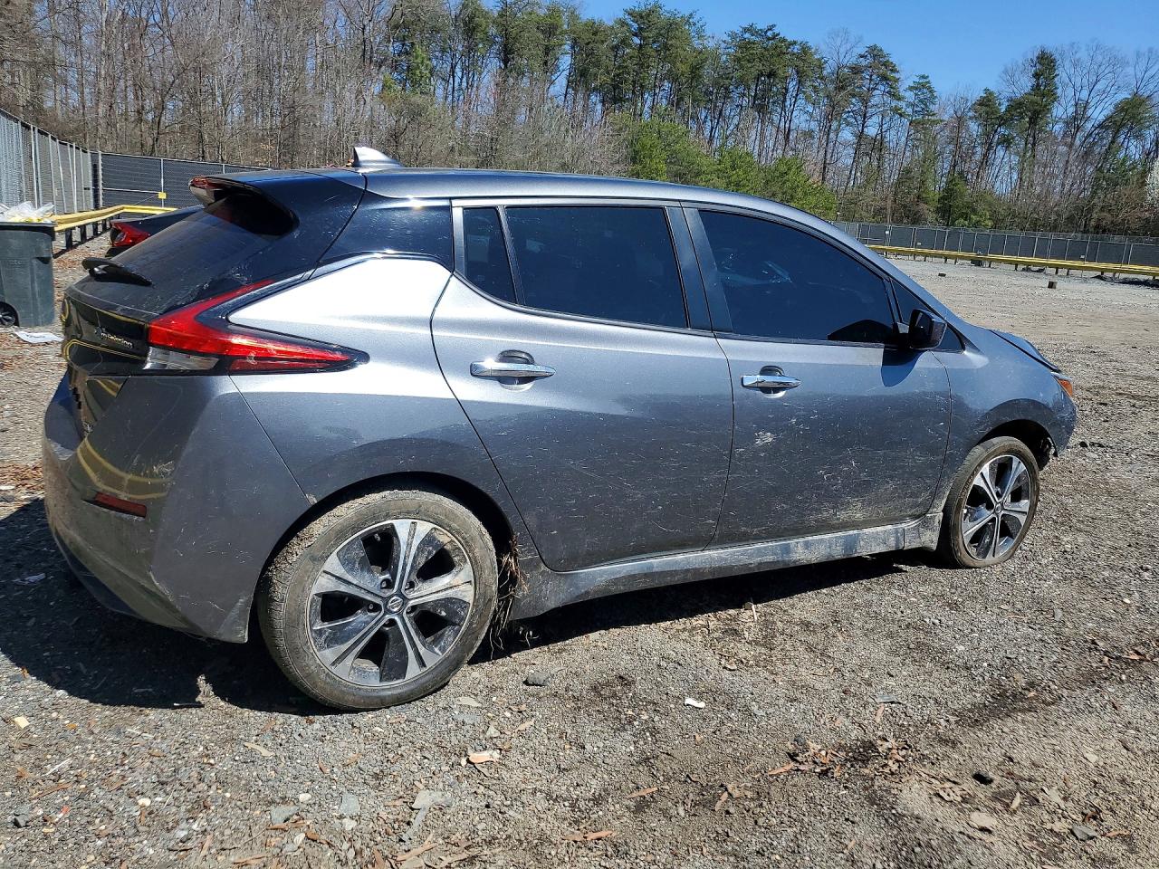 Nissan LEAF Sv Plus