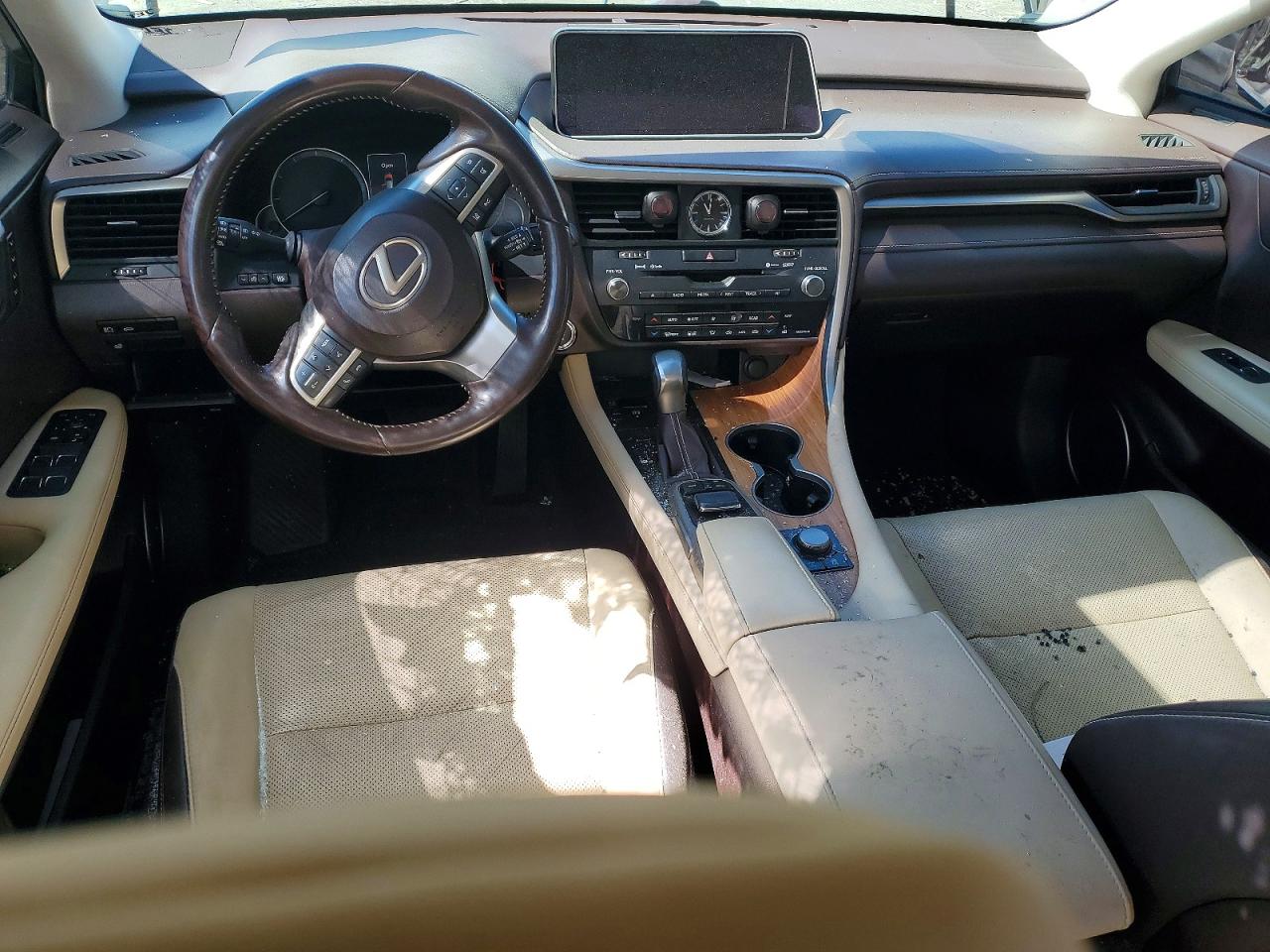 Lexus RX Base