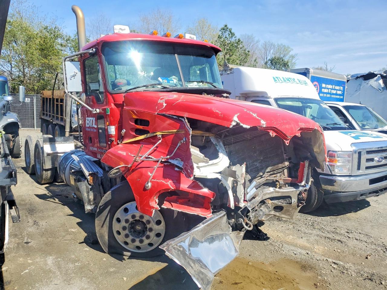 Salvage Mack 600 Image