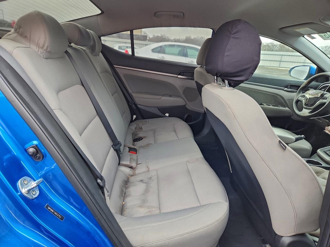 Hyundai ELANTRA Sel