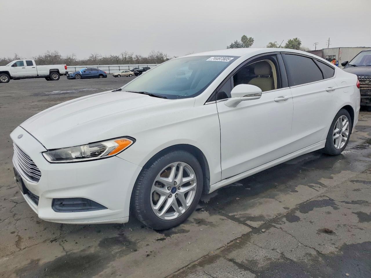 Salvage Ford Fusion Image