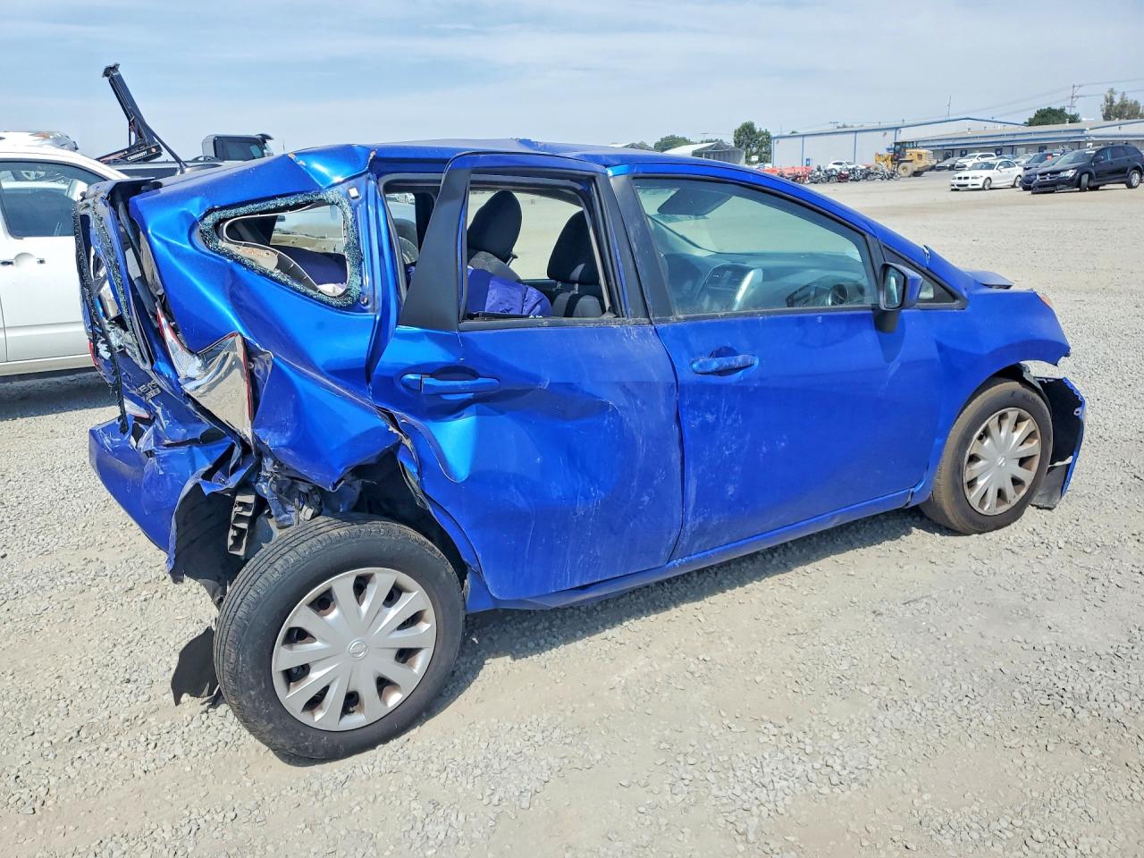 Nissan Versa Sv