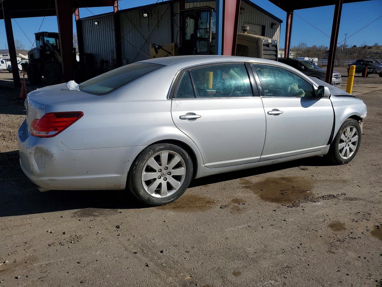 Toyota Avalon Xls