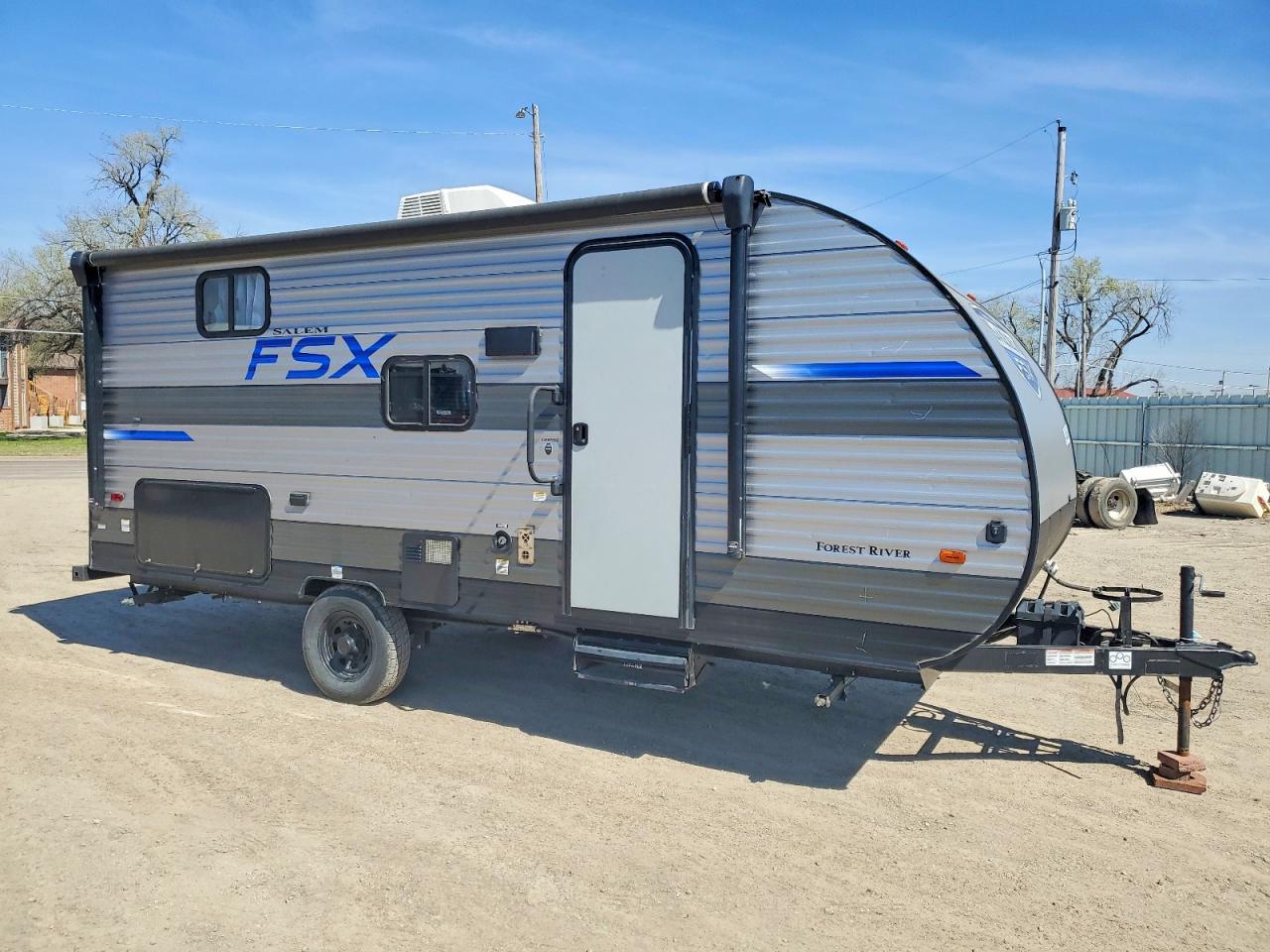 Salvage Salem Towables Travel Tra Image