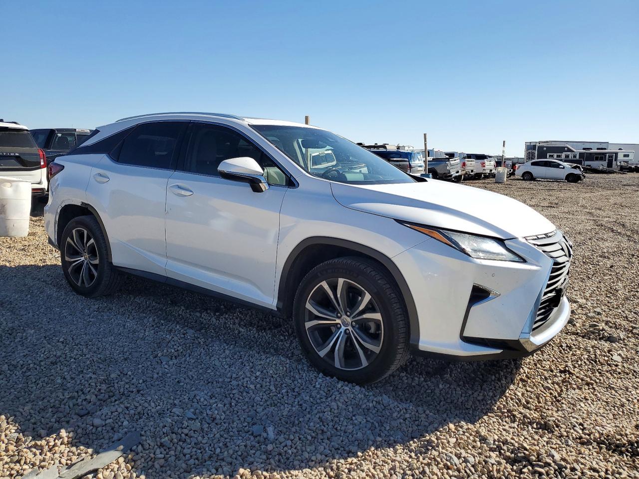 Lexus RX Base