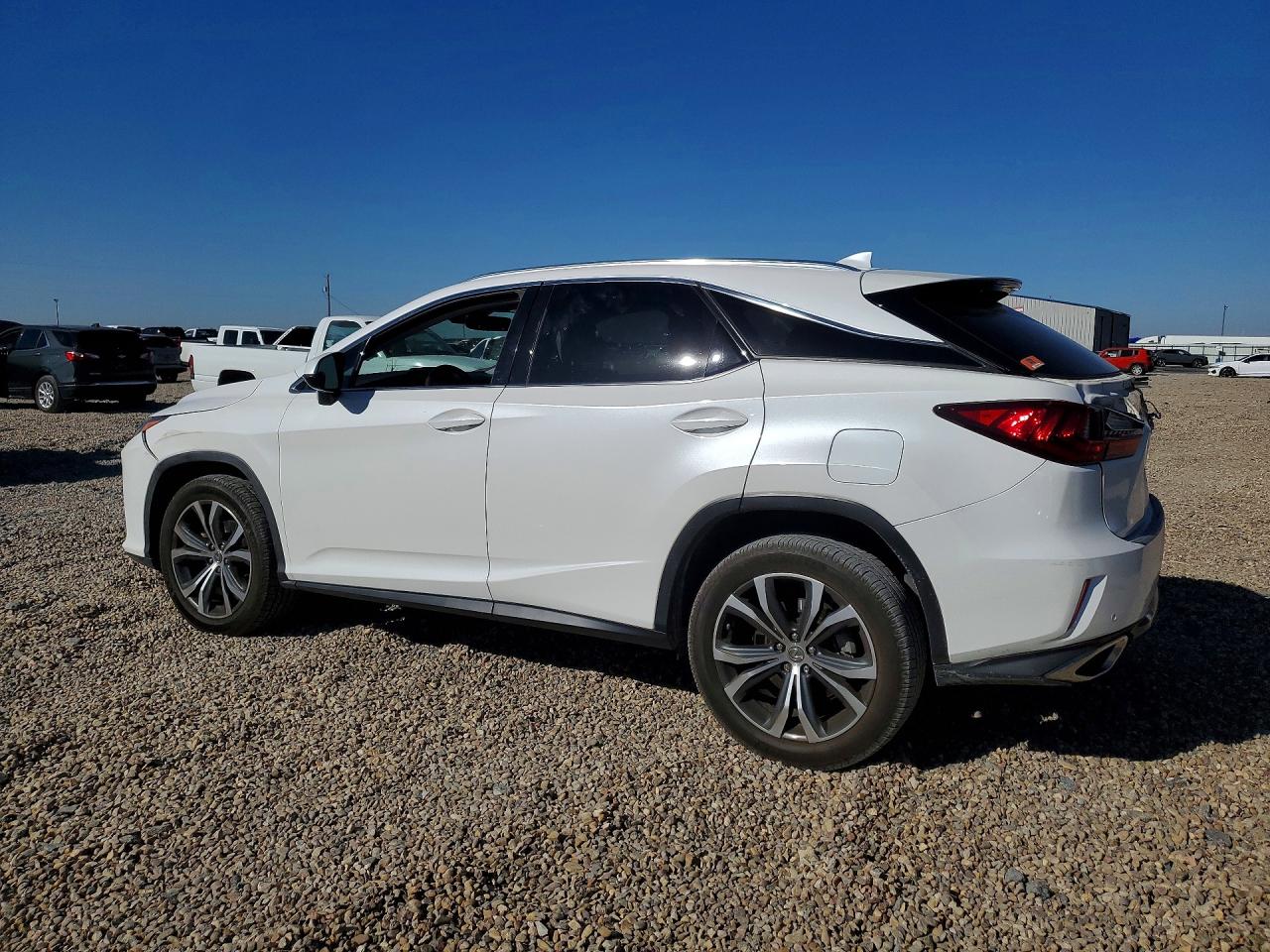Lexus RX Base