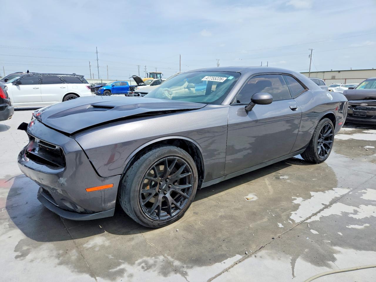Salvage Dodge Challenger Image