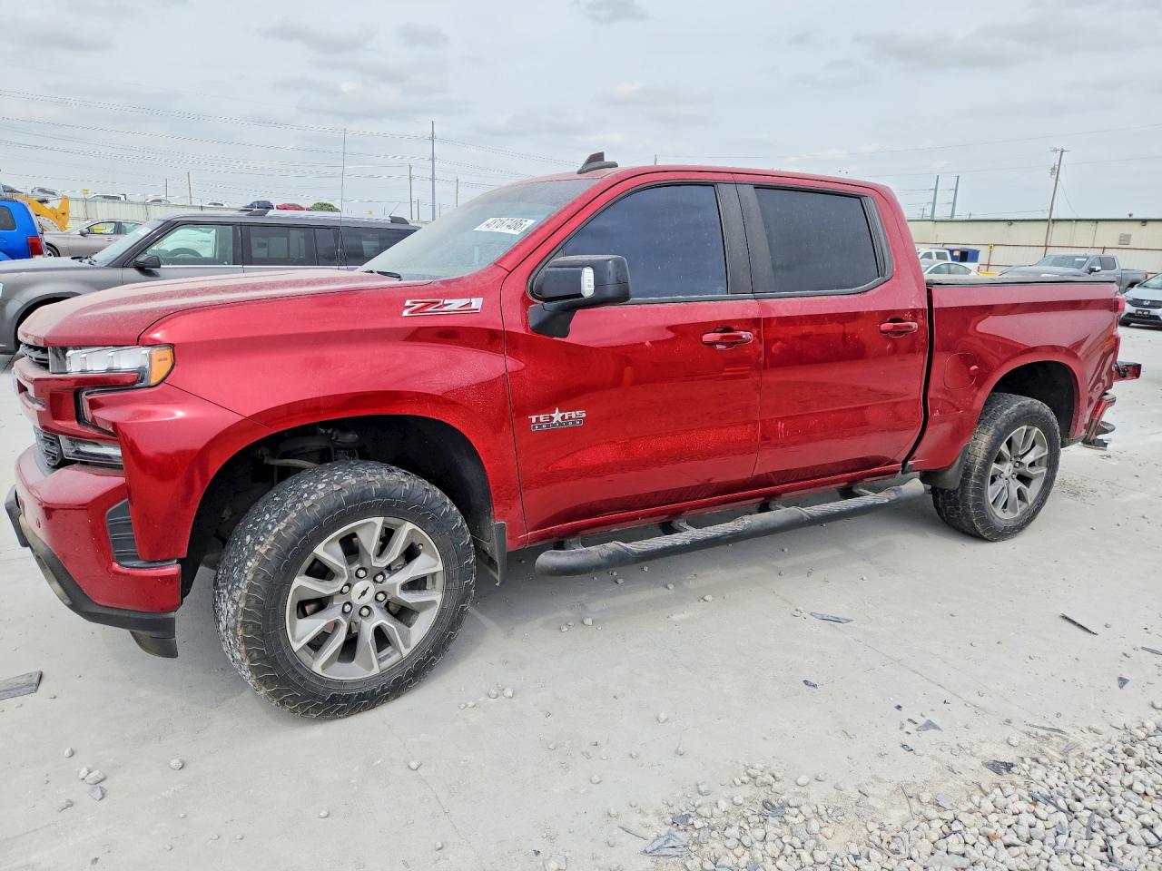 Salvage Chevrolet Silverado Image