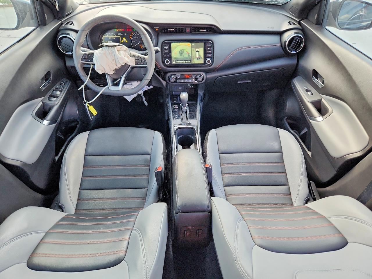 Nissan Kicks Sr